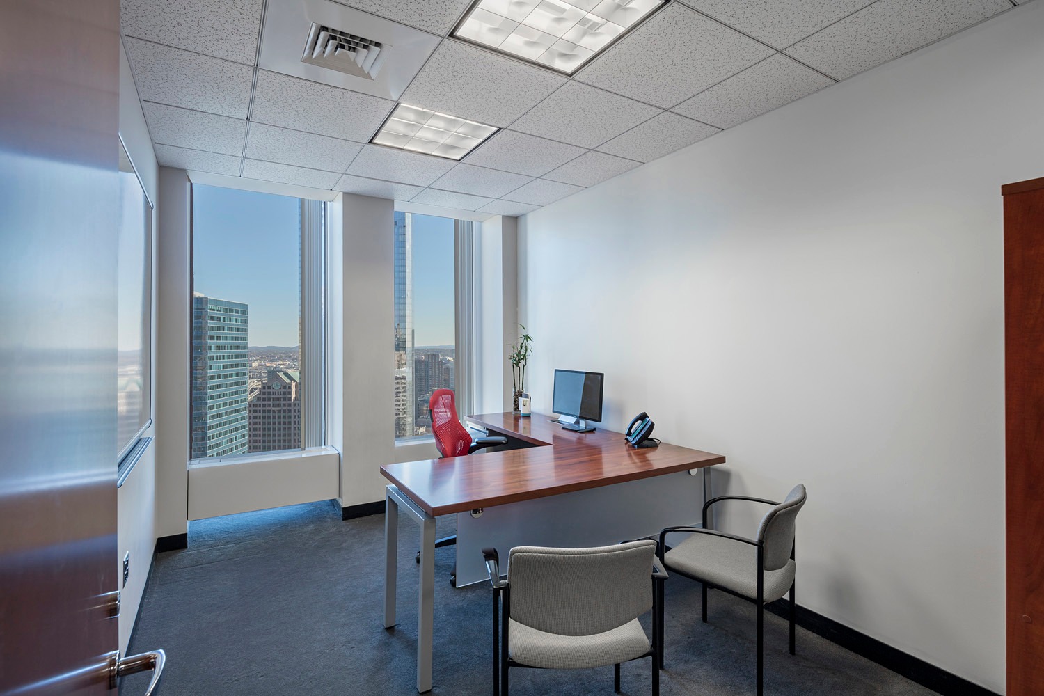 Top Benefits of Renting an Office Near Your Home